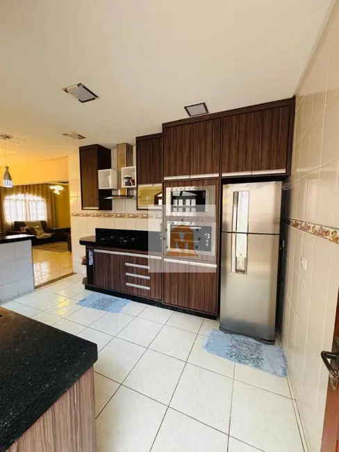 Foto 7 de Casa com 3 quartos à venda, 300m2 em Jardim Terras de São João, Jacarei - SP