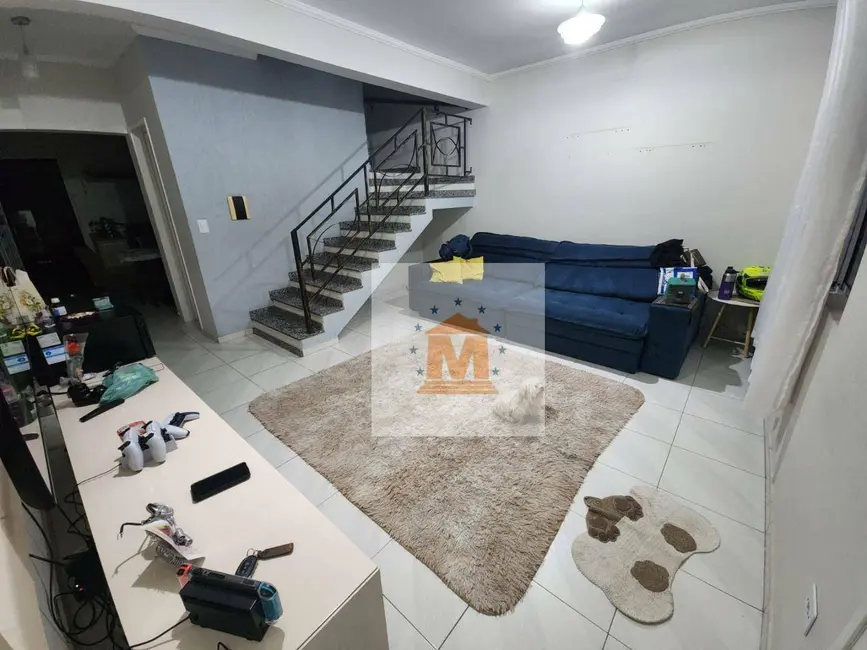 Foto 1 de Sobrado com 2 quartos à venda, 125m2 em Jardim Califórnia, Jacarei - SP