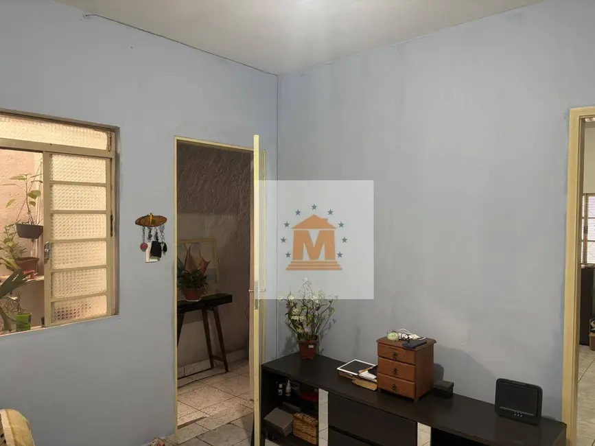 Casa com 3 quartos à venda, 123m2 em Jardim Paraíba, Jacarei - SP - imagem 4 Foto 4 de Casa com 3 quartos à venda, 123m2 em Jardim Paraíba, Jacarei - SP