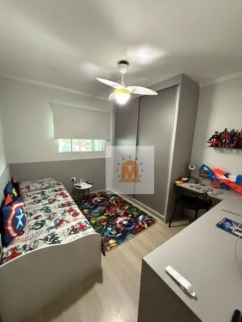 Casa de Condomínio com 3 quartos à venda, 227m2 em Jardim Paraíso, Jacarei - SP - imagem 4 Foto 4 de Casa de Condomínio com 3 quartos à venda, 227m2 em Jardim Paraíso, Jacarei - SP