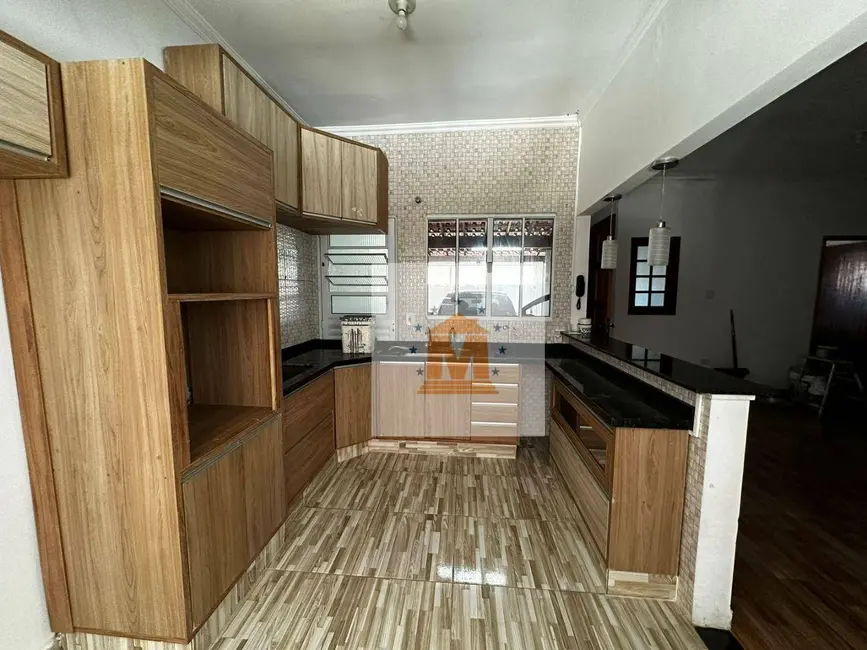 Foto 1 de Casa com 2 quartos à venda, 150m2 em Cidade Salvador, Jacarei - SP