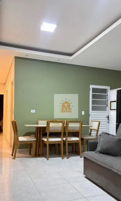 Foto 5 de Casa com 2 quartos à venda, 150m2 em Vila Zezé, Jacarei - SP