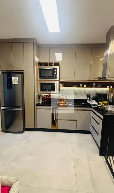 Foto 1 de Casa de Condomínio com 3 quartos à venda, 200m2 em Jardim Jacinto, Jacarei - SP