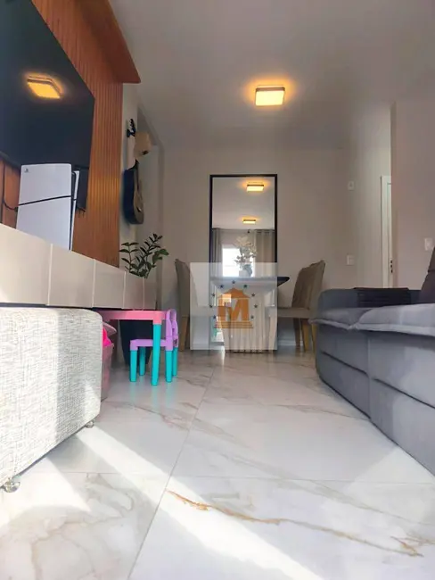 Foto 2 de Apartamento com 2 quartos à venda, 57m2 em Jardim Santa Maria, Jacarei - SP