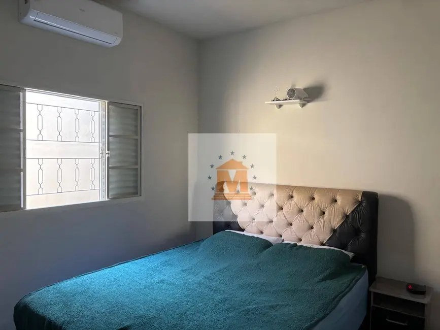 Foto 9 de Casa com 2 quartos à venda, 125m2 em Jardim Emília, Jacarei - SP