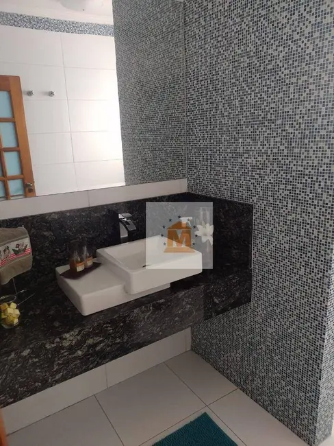 Foto 8 de Casa com 3 quartos à venda, 300m2 em Jardim Flórida, Jacarei - SP