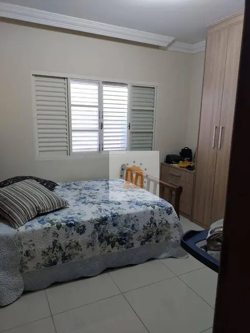 Foto 7 de Casa com 3 quartos à venda, 300m2 em Jardim Flórida, Jacarei - SP