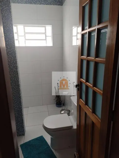 Foto 9 de Casa com 3 quartos à venda, 300m2 em Jardim Flórida, Jacarei - SP