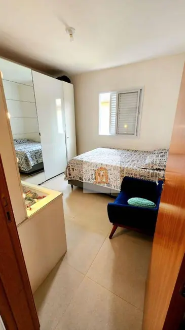 Sobrado com 2 quartos à venda, 70m2 em Loteamento Vila Romana, Jacarei - SP - imagem 9 Foto 9 de Sobrado com 2 quartos à venda, 70m2 em Loteamento Vila Romana, Jacarei - SP
