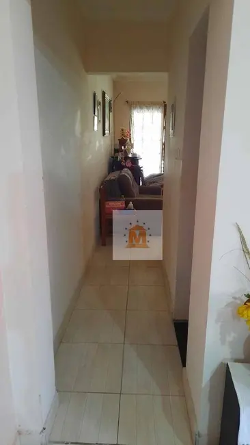 Casa com 3 quartos à venda, 115m2 em Jacarei - SP - imagem 6 Foto 6 de Casa com 3 quartos à venda, 115m2 em Jacarei - SP