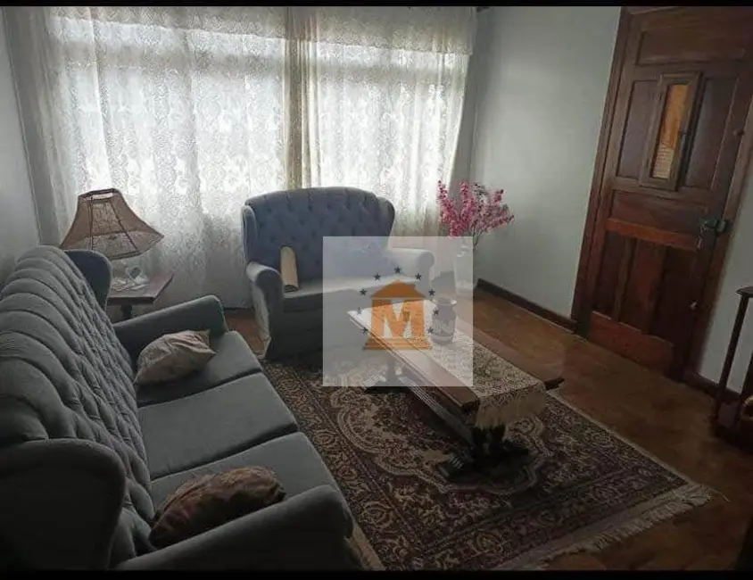Casa com 4 quartos à venda, 300m2 em Jardim Esper, Jacarei - SP - imagem 3 Foto 3 de Casa com 4 quartos à venda, 300m2 em Jardim Esper, Jacarei - SP
