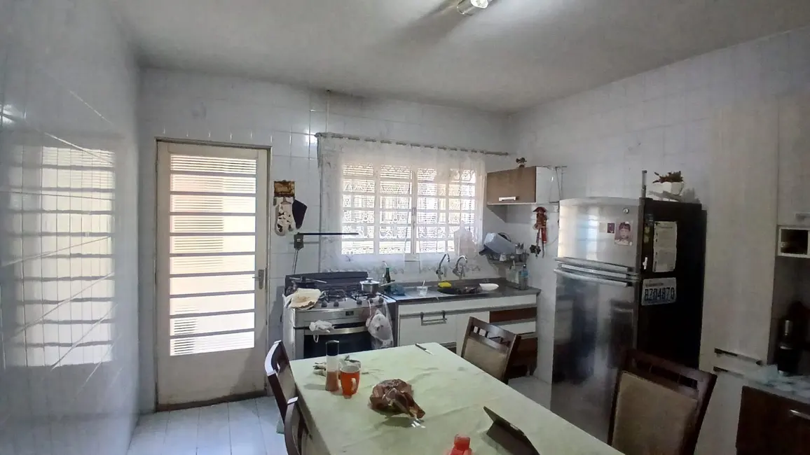 Casa com 3 quartos à venda em Bandeira Branca, Jacarei - SP - imagem 6 Foto 6 de Casa com 3 quartos à venda em Bandeira Branca, Jacarei - SP