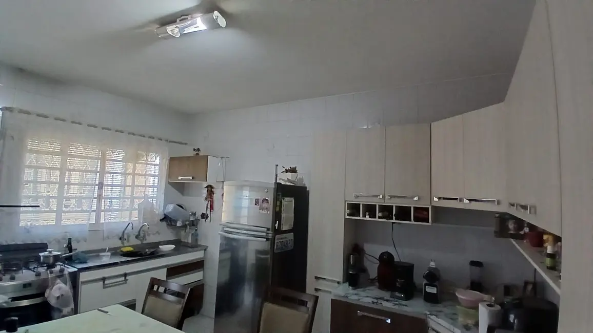 Casa com 3 quartos à venda em Bandeira Branca, Jacarei - SP - imagem 4 Foto 4 de Casa com 3 quartos à venda em Bandeira Branca, Jacarei - SP