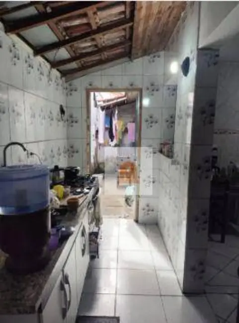 Casa de Condomínio com 2 quartos à venda, 60m2 em Parque Califórnia, Jacarei - SP - imagem 2 Foto 2 de Casa de Condomínio com 2 quartos à venda, 60m2 em Parque Califórnia, Jacarei - SP