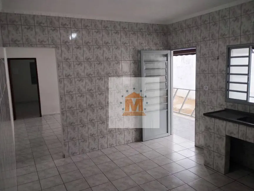 Foto 2 de Casa com 2 quartos à venda, 627m2 em Jardim Califórnia, Jacarei - SP