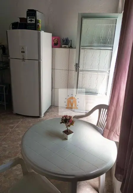 Foto 4 de Casa com 2 quartos à venda em Sao Jose Dos Campos - SP
