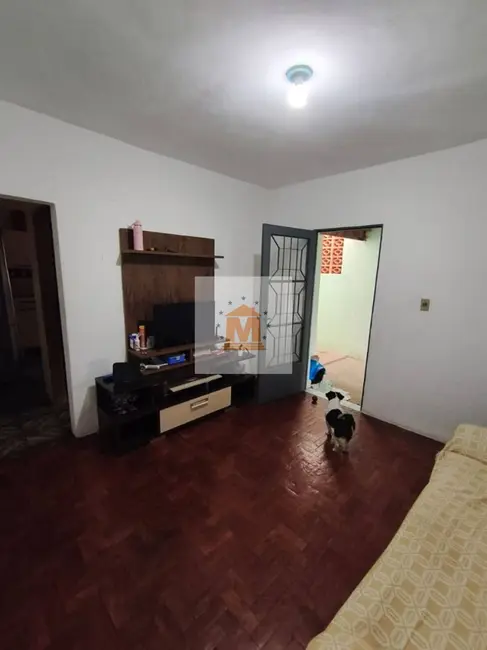 Casa com 3 quartos à venda, 156m2 em Jardim Paraíso, Jacarei - SP - imagem 4 Foto 4 de Casa com 3 quartos à venda, 156m2 em Jardim Paraíso, Jacarei - SP