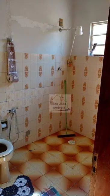Casa com 3 quartos à venda, 300m2 em Vila Isabel, Sao Joao Da Boa Vista - SP - imagem 8 Foto 8 de Casa com 3 quartos à venda, 300m2 em Vila Isabel, Sao Joao Da Boa Vista - SP