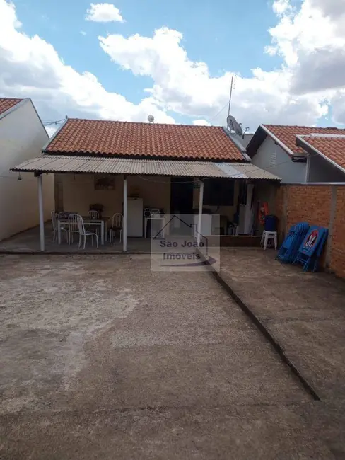 Casa com 2 quartos à venda, 240m2 em Jardim das Rosas, Sao Joao Da Boa Vista - SP - imagem 9 Foto 9 de Casa com 2 quartos à venda, 240m2 em Jardim das Rosas, Sao Joao Da Boa Vista - SP