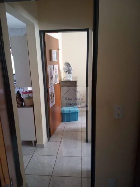 Casa com 2 quartos à venda, 240m2 em Jardim das Rosas, Sao Joao Da Boa Vista - SP - imagem 5 Foto 5 de Casa com 2 quartos à venda, 240m2 em Jardim das Rosas, Sao Joao Da Boa Vista - SP