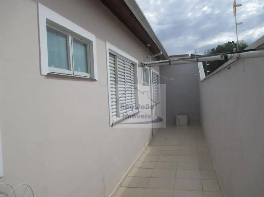 Casa com 3 quartos à venda, 250m2 em Vila Conceição, Sao Joao Da Boa Vista - SP - imagem 6 Foto 6 de Casa com 3 quartos à venda, 250m2 em Vila Conceição, Sao Joao Da Boa Vista - SP