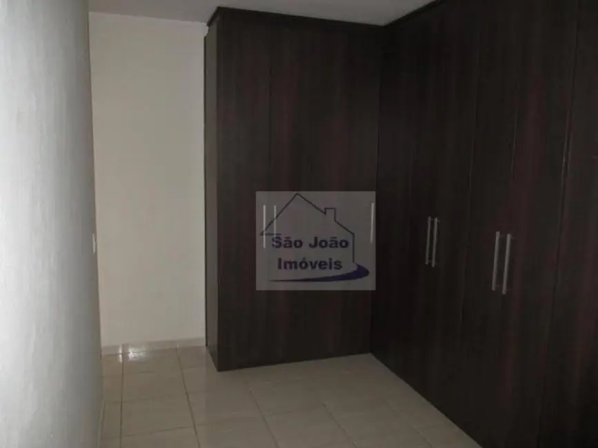 Casa com 3 quartos à venda, 250m2 em Vila Conceição, Sao Joao Da Boa Vista - SP - imagem 5 Foto 5 de Casa com 3 quartos à venda, 250m2 em Vila Conceição, Sao Joao Da Boa Vista - SP