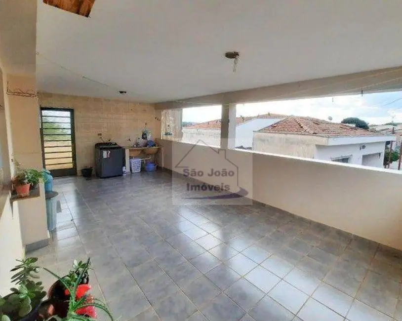 Casa com 3 quartos à venda, 617m2 em Jardim Santa Rita, Sao Joao Da Boa Vista - SP - imagem 5 Foto 5 de Casa com 3 quartos à venda, 617m2 em Jardim Santa Rita, Sao Joao Da Boa Vista - SP
