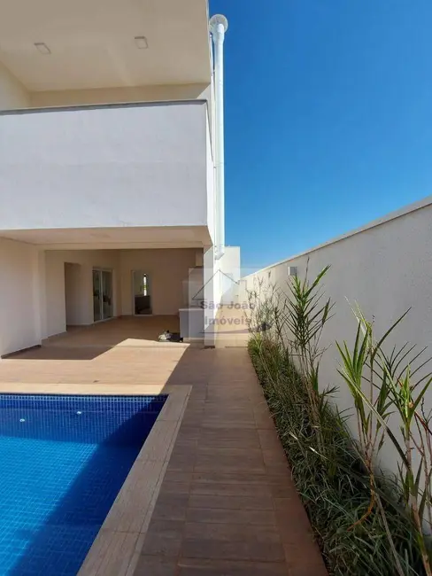 Casa de Condomínio com 3 quartos à venda, 450m2 em Jardim Recanto do Bosque, Sao Joao Da Boa Vista - SP - imagem 3 Foto 3 de Casa de Condomínio com 3 quartos à venda, 450m2 em Jardim Recanto do Bosque, Sao Joao Da Boa Vista - SP