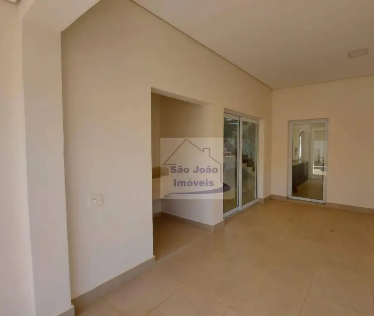 Casa de Condomínio com 3 quartos à venda, 450m2 em Jardim Recanto do Bosque, Sao Joao Da Boa Vista - SP - imagem 5 Foto 5 de Casa de Condomínio com 3 quartos à venda, 450m2 em Jardim Recanto do Bosque, Sao Joao Da Boa Vista - SP