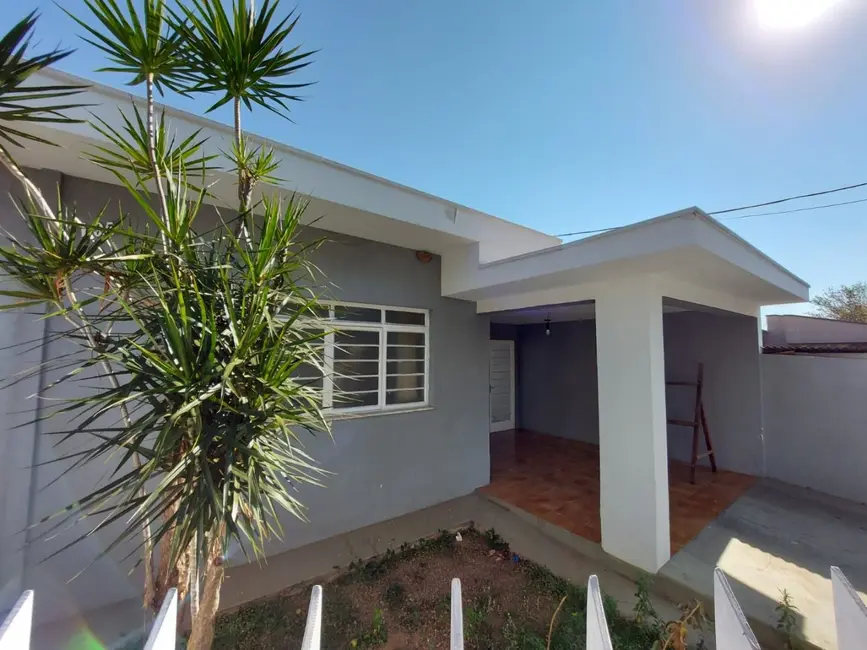 Foto 4 de Casa com 3 quartos à venda, 208m2 em Jardim Santo André, Sao Joao Da Boa Vista - SP