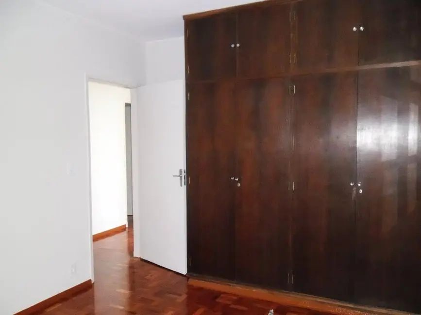 Casa com 3 quartos à venda, 225m2 em Vila Santa Adélia, Sao Joao Da Boa Vista - SP - imagem 7 Foto 7 de Casa com 3 quartos à venda, 225m2 em Vila Santa Adélia, Sao Joao Da Boa Vista - SP