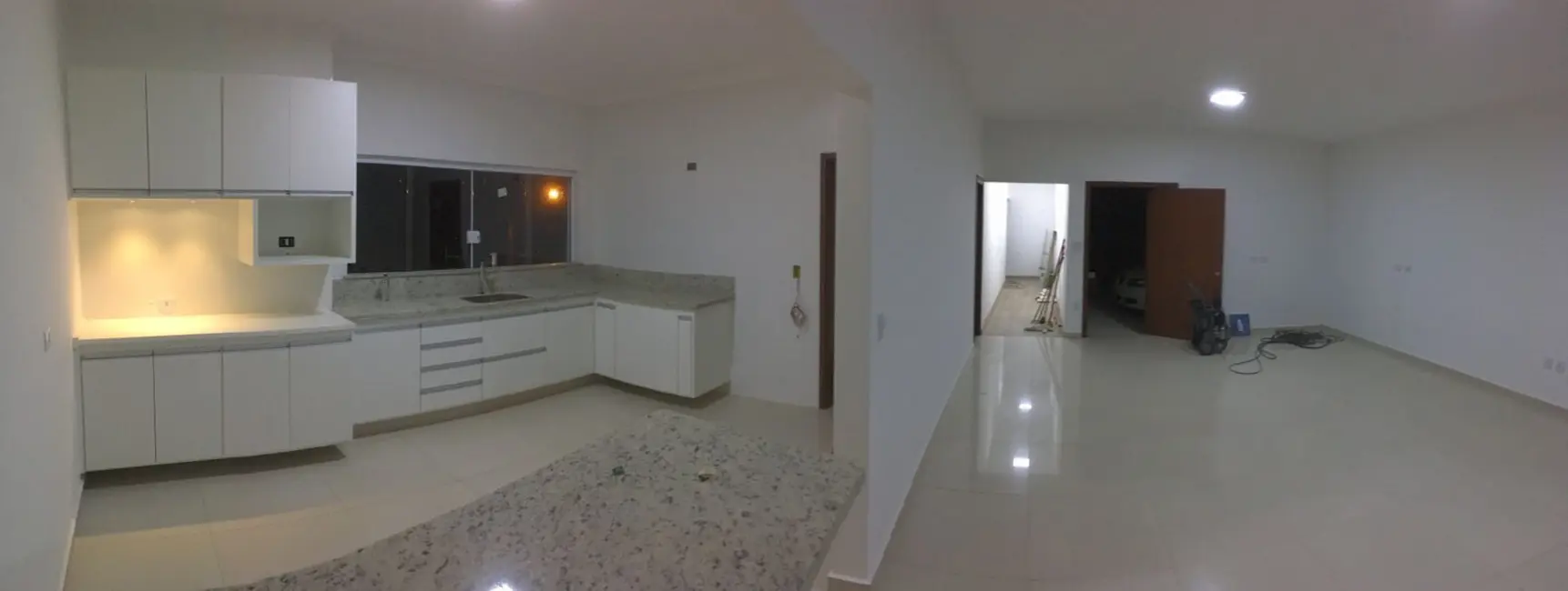 Foto 6 de Sobrado com 4 quartos à venda, 370m2 em Riviera de São João, Sao Joao Da Boa Vista - SP