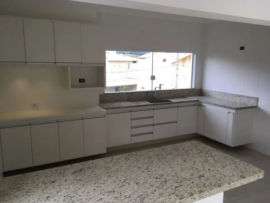 Foto 8 de Sobrado com 4 quartos à venda, 370m2 em Riviera de São João, Sao Joao Da Boa Vista - SP