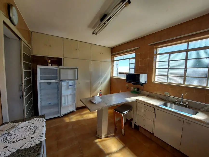 Foto 6 de Sobrado com 4 quartos à venda, 200m2 em São Lázaro, Sao Joao Da Boa Vista - SP