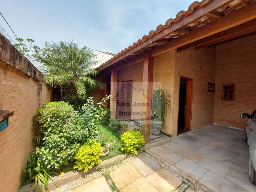 Foto 1 de Casa com 2 quartos à venda, 319m2 em Jardim Priscila, Sao Joao Da Boa Vista - SP