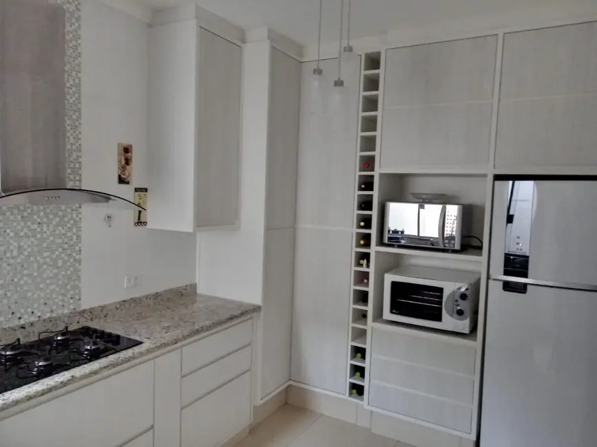 Foto 4 de Casa com 3 quartos à venda, 250m2 em Vila Brasil, Sao Joao Da Boa Vista - SP