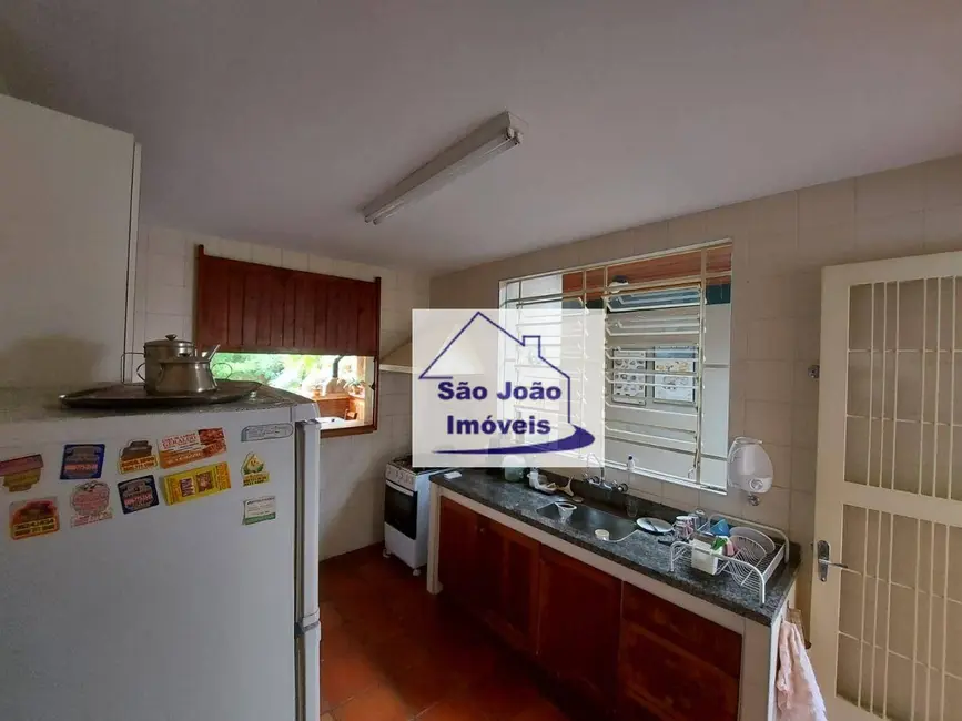 Foto 8 de Casa com 4 quartos à venda, 300m2 em Jardim Satélite, Sao Joao Da Boa Vista - SP