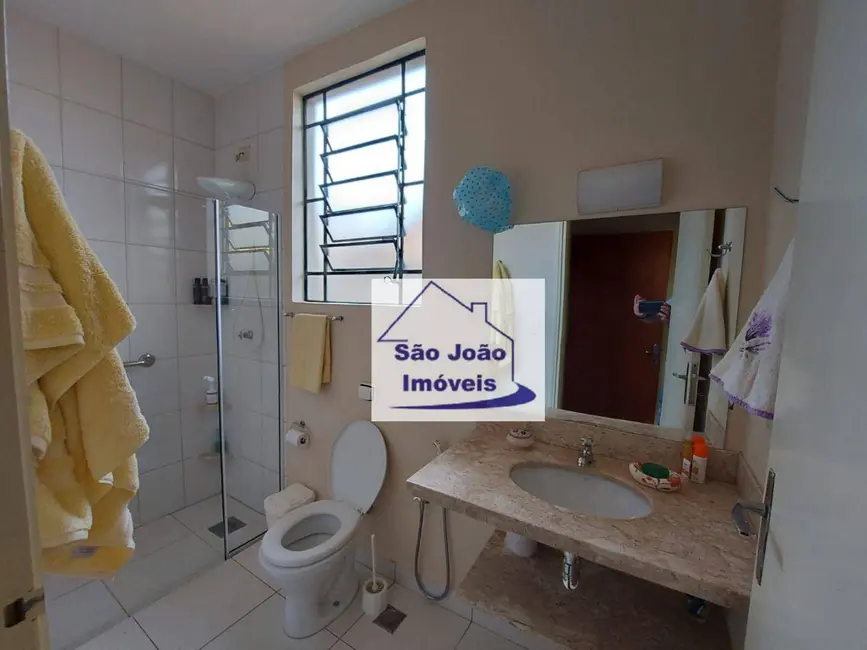 Foto 4 de Casa com 4 quartos à venda, 300m2 em Jardim Satélite, Sao Joao Da Boa Vista - SP