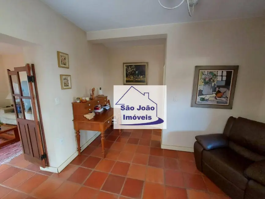 Foto 5 de Casa com 4 quartos à venda, 300m2 em Jardim Satélite, Sao Joao Da Boa Vista - SP