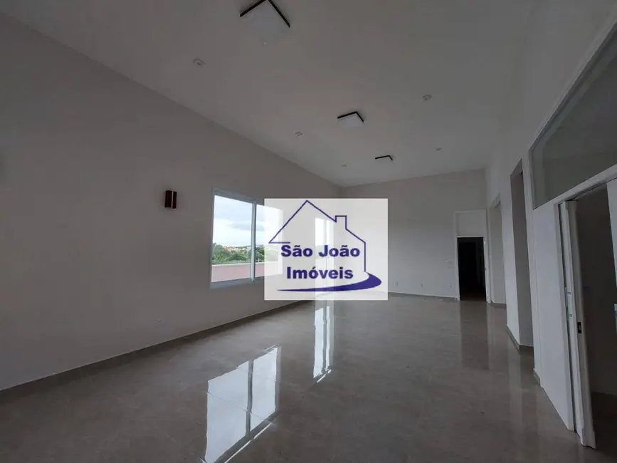 Casa com 3 quartos à venda, 570m2 em Sao Joao Da Boa Vista - SP - imagem 4 Foto 4 de Casa com 3 quartos à venda, 570m2 em Sao Joao Da Boa Vista - SP
