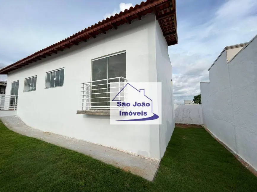 Casa com 3 quartos à venda, 300m2 em Jardim Monte Verde, Sao Joao Da Boa Vista - SP - imagem 2 Foto 2 de Casa com 3 quartos à venda, 300m2 em Jardim Monte Verde, Sao Joao Da Boa Vista - SP