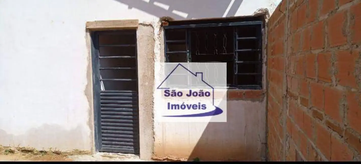 Casa com 2 quartos à venda, 200m2 em Sao Joao Da Boa Vista - SP - imagem 8 Foto 8 de Casa com 2 quartos à venda, 200m2 em Sao Joao Da Boa Vista - SP