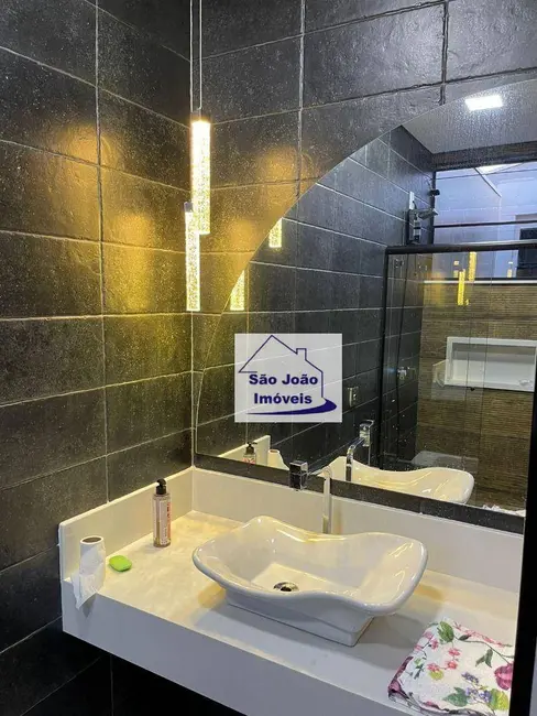 Casa com 3 quartos à venda, 318m2 em Sao Joao Da Boa Vista - SP - imagem 9 Foto 9 de Casa com 3 quartos à venda, 318m2 em Sao Joao Da Boa Vista - SP
