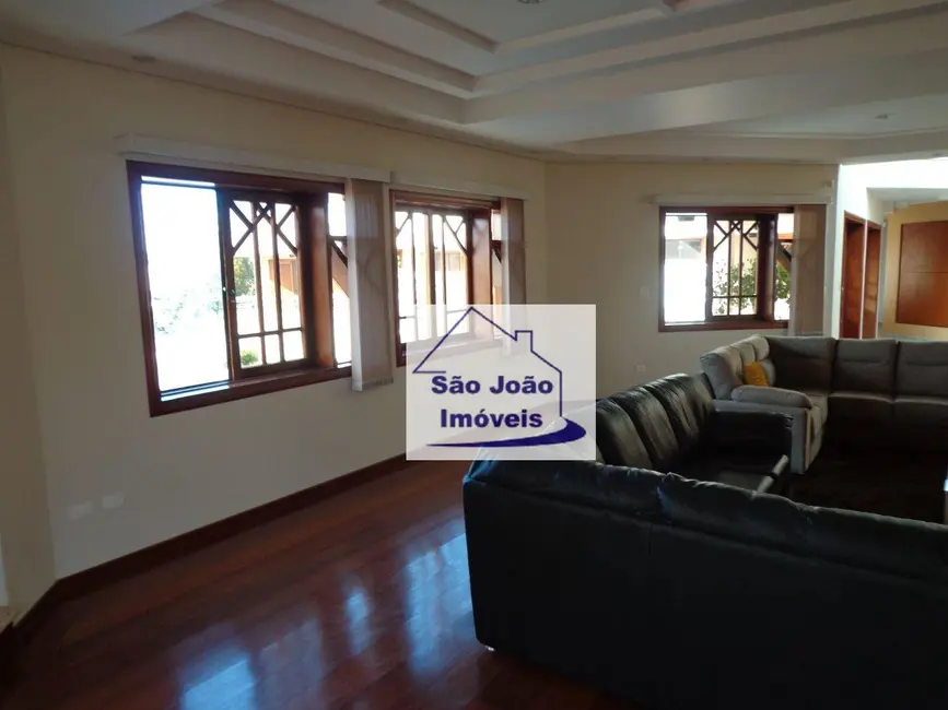 Casa com 4 quartos à venda, 908m2 em Jardim Bela Vista, Sao Joao Da Boa Vista - SP - imagem 9 Foto 9 de Casa com 4 quartos à venda, 908m2 em Jardim Bela Vista, Sao Joao Da Boa Vista - SP