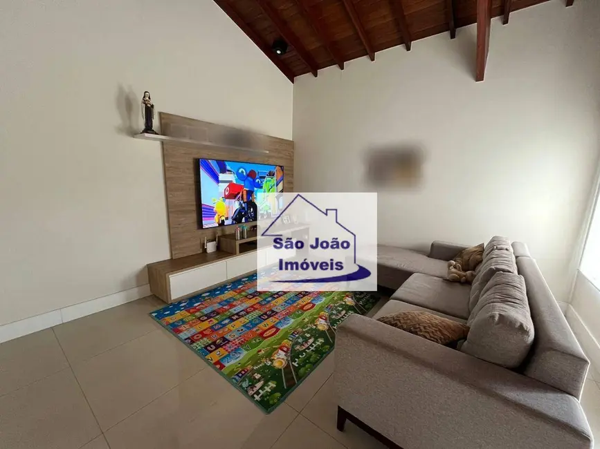 Casa com 3 quartos à venda, 300m2 em Jardim Monte Verde, Sao Joao Da Boa Vista - SP - imagem 6 Foto 6 de Casa com 3 quartos à venda, 300m2 em Jardim Monte Verde, Sao Joao Da Boa Vista - SP