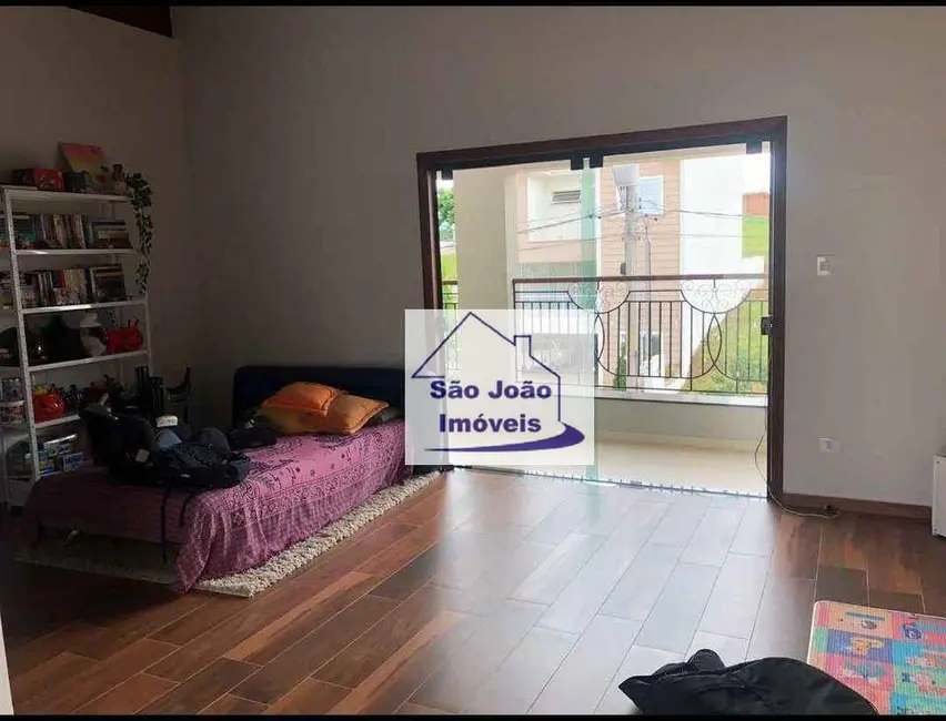 Casa com 4 quartos à venda, 300m2 em Jardim das Flores, Sao Joao Da Boa Vista - SP - imagem 6 Foto 6 de Casa com 4 quartos à venda, 300m2 em Jardim das Flores, Sao Joao Da Boa Vista - SP