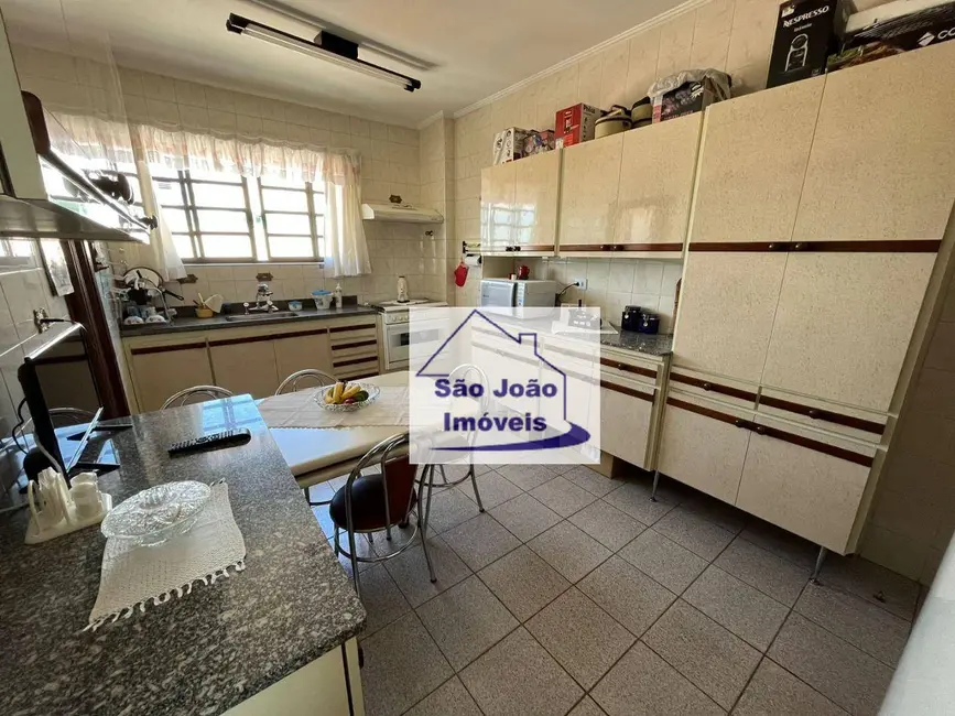 Foto 3 de Apartamento com 3 quartos à venda, 172m2 em Perpétuo Socorro, Sao Joao Da Boa Vista - SP