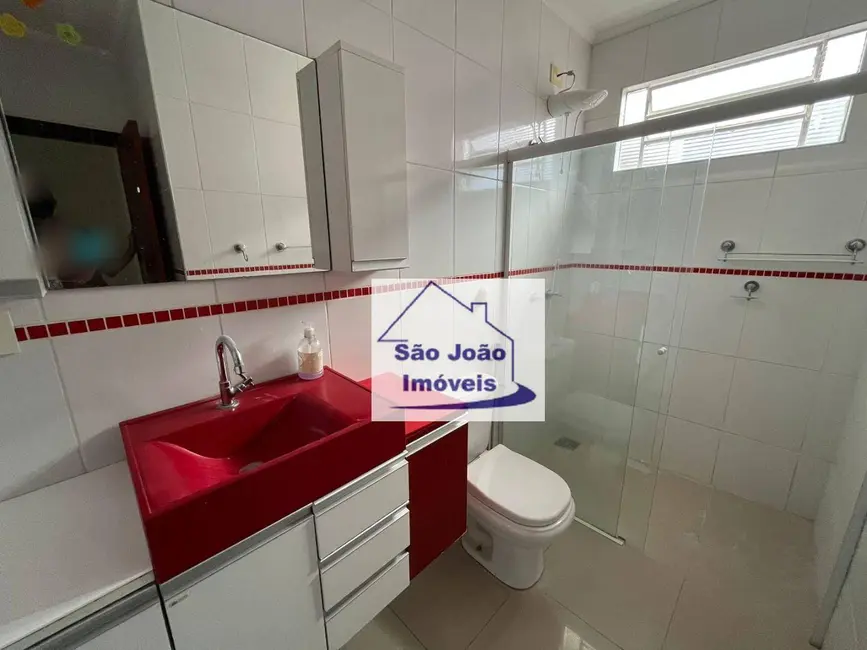 Casa com 3 quartos à venda, 300m2 em Jardim Santo André, Sao Joao Da Boa Vista - SP - imagem 8 Foto 8 de Casa com 3 quartos à venda, 300m2 em Jardim Santo André, Sao Joao Da Boa Vista - SP
