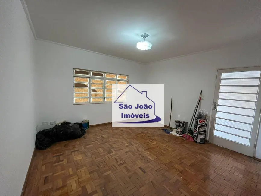 Casa com 3 quartos à venda, 300m2 em Jardim Santo André, Sao Joao Da Boa Vista - SP - imagem 4 Foto 4 de Casa com 3 quartos à venda, 300m2 em Jardim Santo André, Sao Joao Da Boa Vista - SP