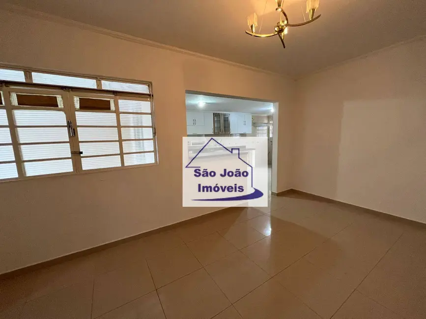 Foto 1 de Casa com 3 quartos à venda, 300m2 em Jardim Santo André, Sao Joao Da Boa Vista - SP